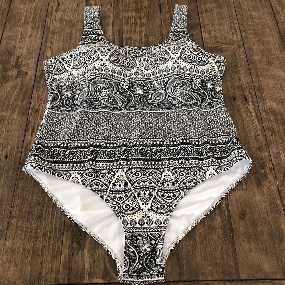 Emily B 22W‎ Black White Paisley One Piece Swimsuit